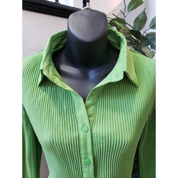 PRETTYLITTLETHING Long Maxi Dress Womens 8 Green Plisse Collared Button Front - Picture 15 of 16